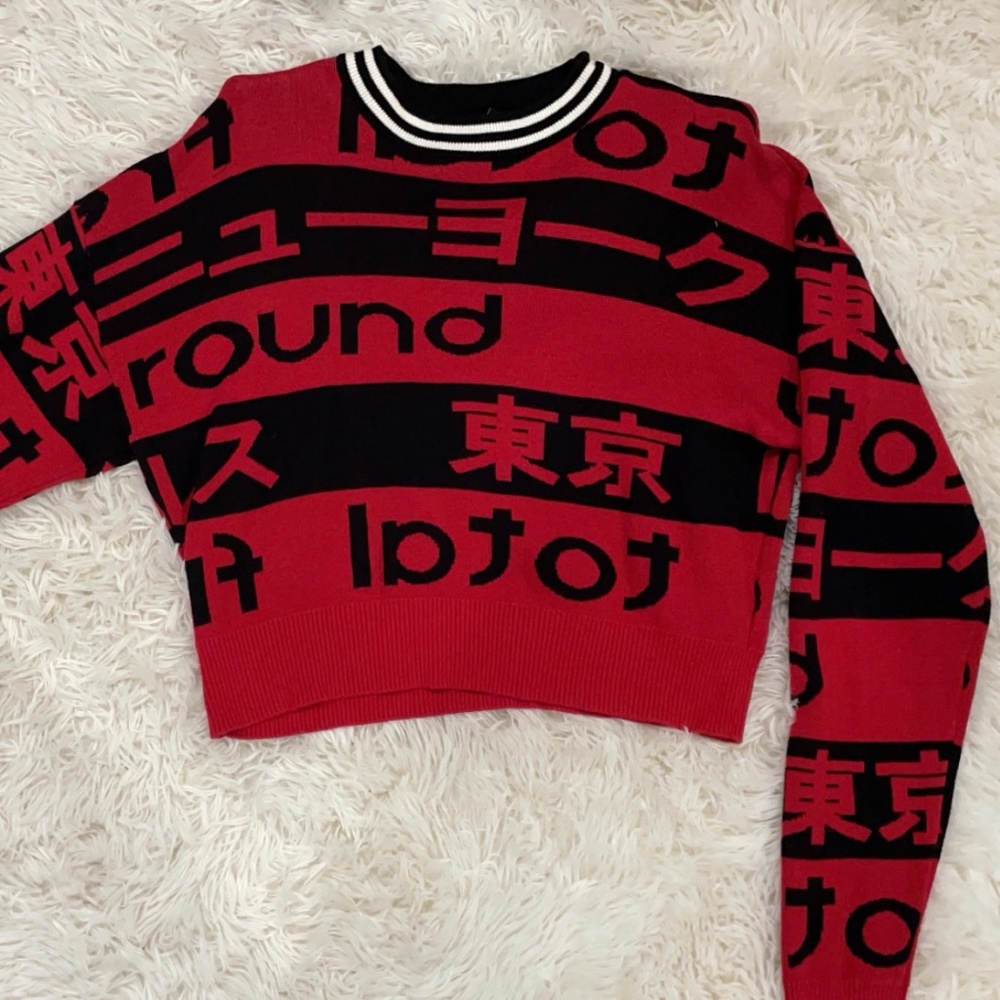 Red cities sweater
